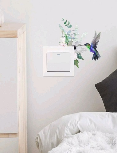 STICKER DECORATIV PENTRU INTRERUPATOR SAU PRIZA - PASARE COLIBRI CU FLORI