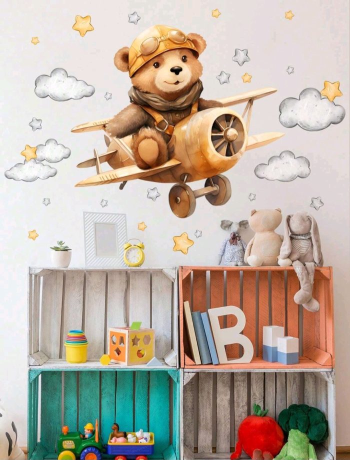 Sticker decorativ pentru perete -Urs in avion cod 331
