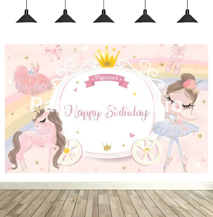 Fundal Foto Balerina și Unicorn – Decor Aniversare 210cm Fundal foto textil aniversare tematica balerina si unicorn roz, stil acuarela, cu trasura, coronita, curcubeu si text Princess Happy Birthday.